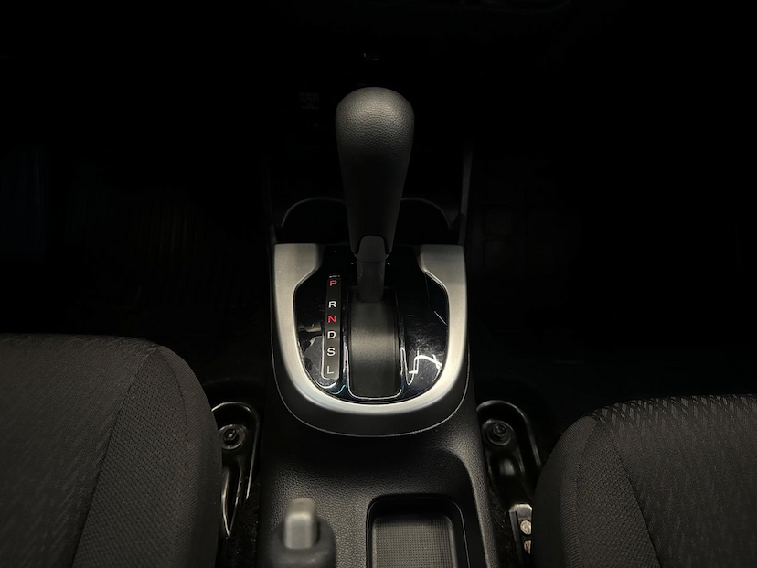 Foto do veículo HONDA FIT  LX CVT 2021 29.523 KM 94.900,00