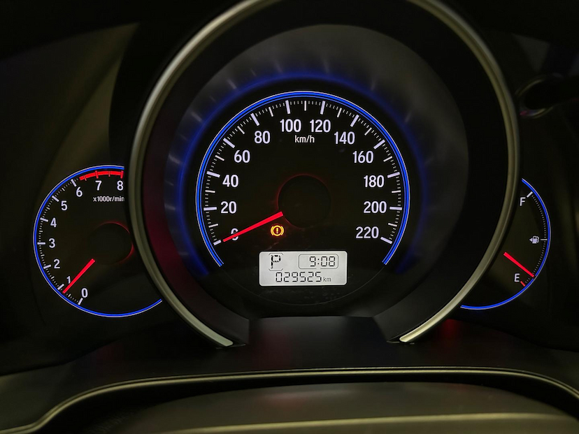 Foto do veículo HONDA FIT  LX CVT 2021 29.523 KM 94.900,00