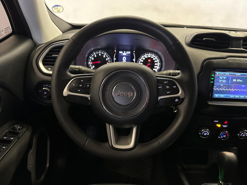 Foto do veículo JEEP RENEGADE  1.8 AT 2019 73.010 KM 76.900,00