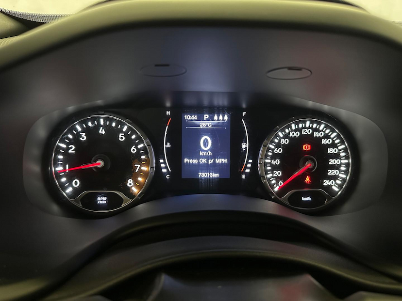 Foto do veículo JEEP RENEGADE  1.8 AT 2019 73.010 KM 76.900,00