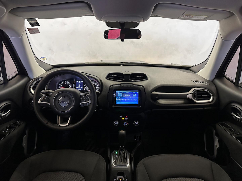 Foto do veículo JEEP RENEGADE  1.8 AT 2019 73.010 KM 76.900,00