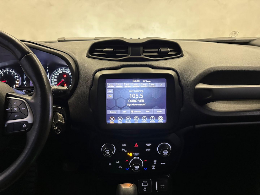 Foto do veículo JEEP RENEGADE  LONGITUDE 1.8 FLEX AUTOMATICO 2021 43.469 KM 89.900,00