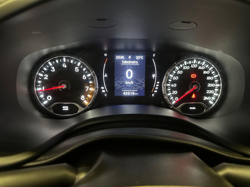 Foto do veículo JEEP RENEGADE  LONGITUDE 1.8 FLEX AUTOMATICO 2021 43.469 KM 89.900,00