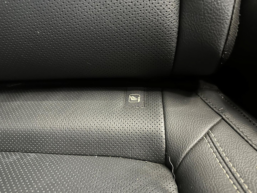 Foto do veículo JEEP COMPASS  LONG TF 2023 10.994 KM 148.900,00