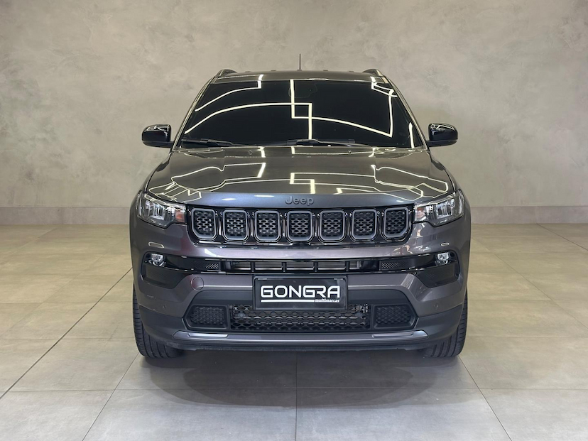 Foto do veículo JEEP COMPASS  LONG TF 2023 10.994 KM 148.900,00