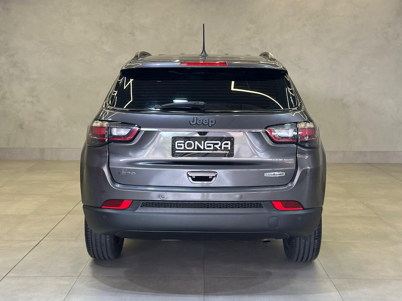 Foto do veículo JEEP COMPASS  LONG TF 2023 10.994 KM 148.900,00