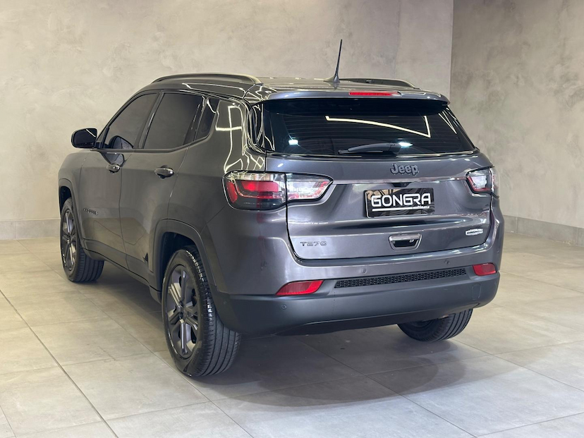 Foto do veículo JEEP COMPASS  LONG TF 2023 10.994 KM 148.900,00