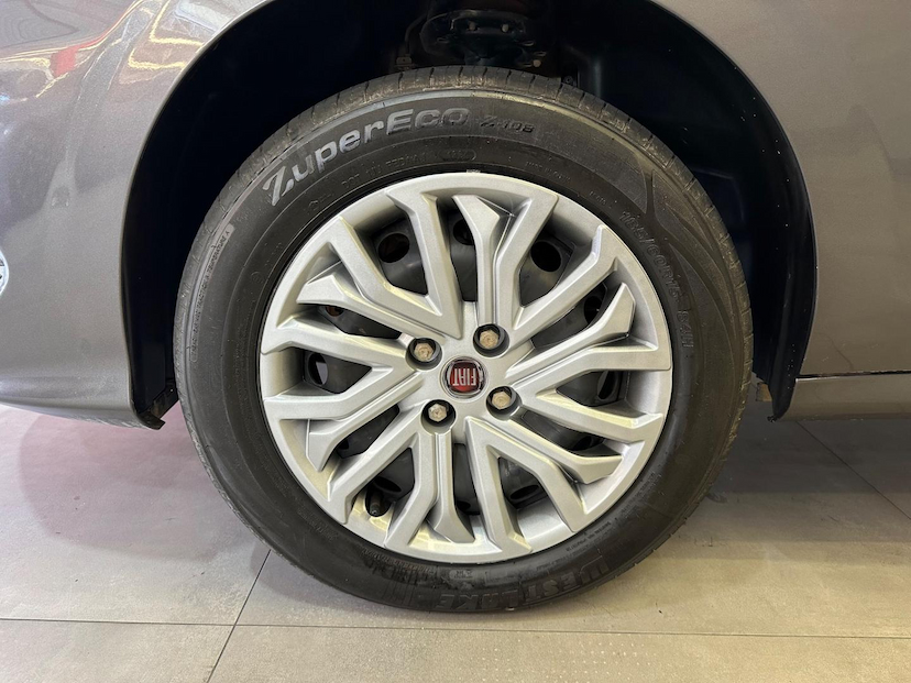 Foto do veículo FIAT CRONOS  DRIVE 1.3 2024 39.354 KM 88.900,00