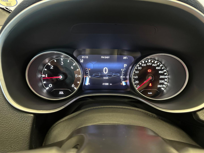 Foto do veículo JEEP COMPASS  LIMITED S 2021 41.522 KM 134.900,00