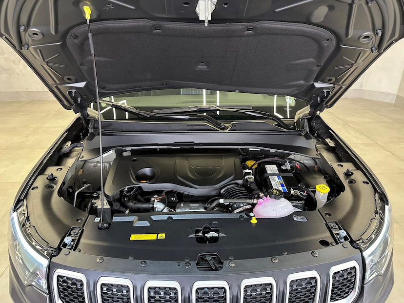 Foto do veículo JEEP COMPASS  SPORT T270 TURBO FLEX AUT. 2023 49 KM 122.900,00