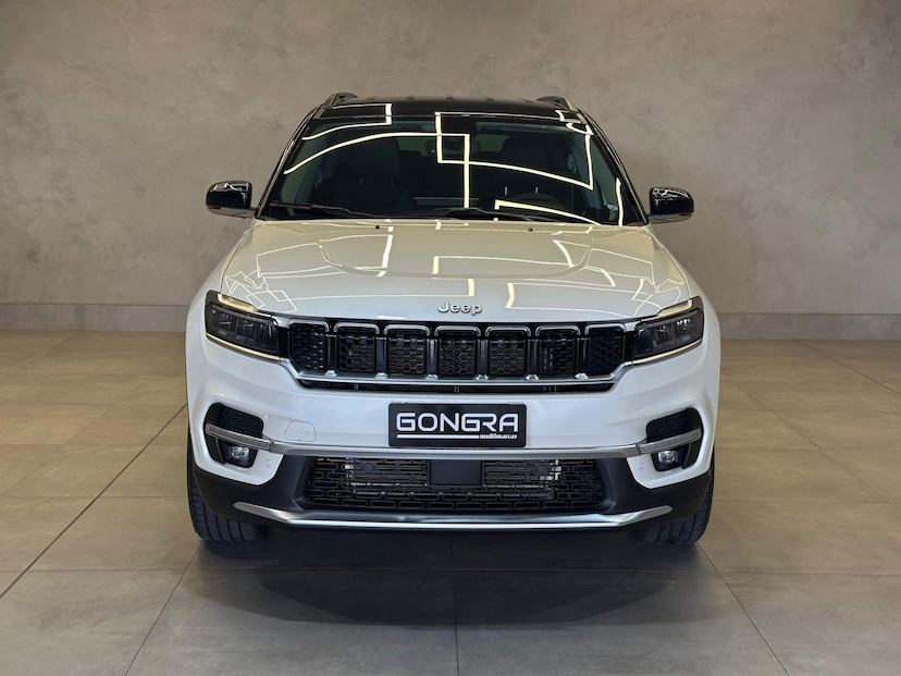 Foto do veículo JEEP COMMANDER  LIMITED T270 2024 10.407 KM 202.900,00
