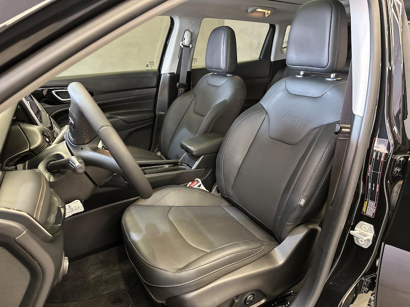 Foto do veículo JEEP COMPASS  LIMITED TD 2022 410 KM 169.900,00