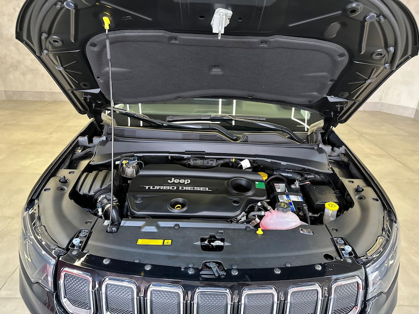 Foto do veículo JEEP COMPASS  LIMITED TD 2022 410 KM 169.900,00