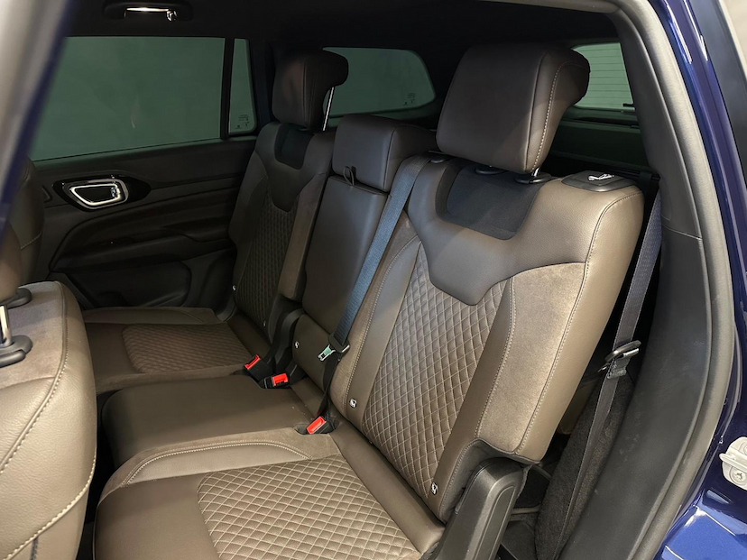 Foto do veículo JEEP COMMANDER  OVERLAND T270 1.3 TB FLEX AUT 2024 6.194 KM 219.900,00