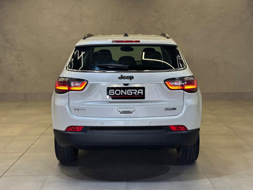 Foto do veículo JEEP COMPASS  LONG TF 2022 51.960 KM 129.900,00
