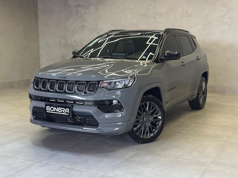 Foto do veículo JEEP COMPASS  SERIE S TF 2023 9.873 KM 179.900,00