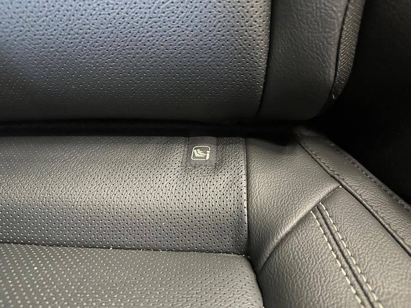 Foto do veículo JEEP COMPASS  SERIE S TF 2023 9.873 KM 179.900,00