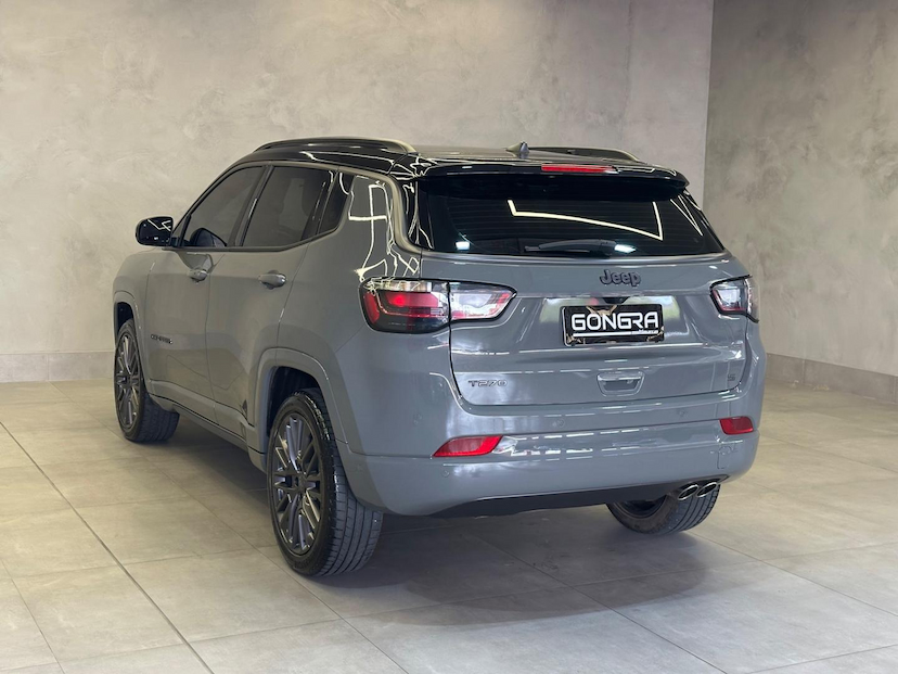 Foto do veículo JEEP COMPASS  SERIE S TF 2023 9.873 KM 179.900,00