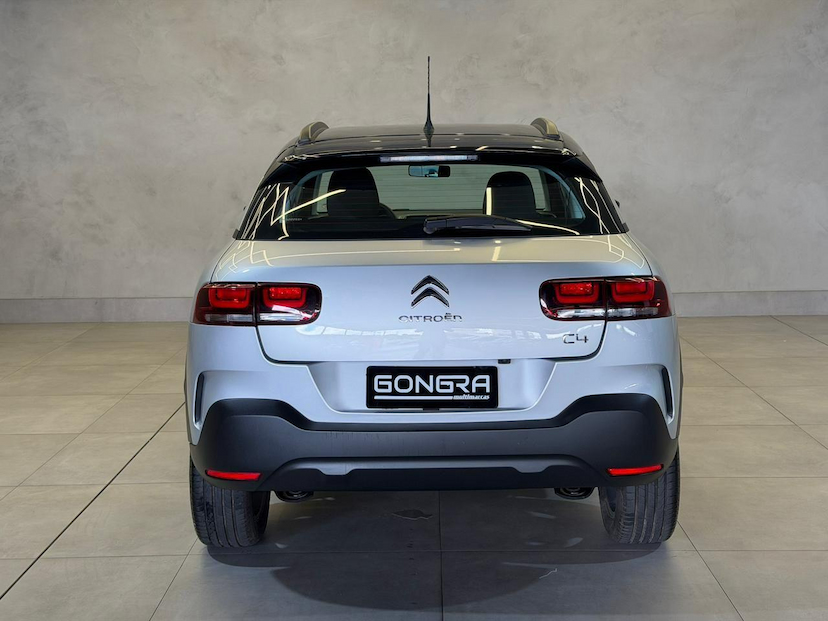 Foto do veículo CITROËN C4 CACTUS  1.6 FEEL AUT 2023 4.560 KM 86.900,00