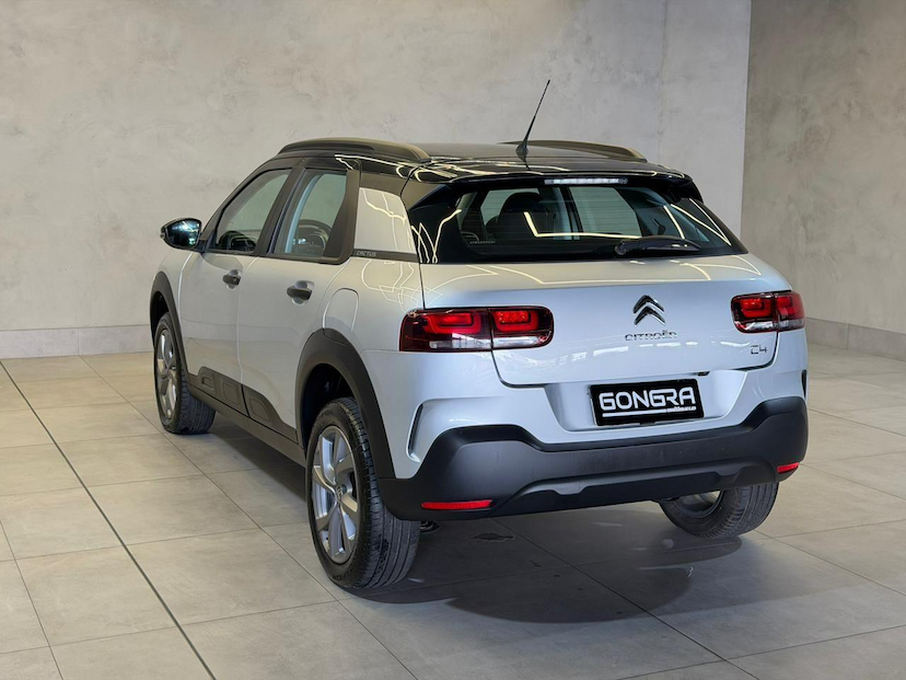 Foto do veículo CITROËN C4 CACTUS  1.6 FEEL AUT 2023 4.560 KM 86.900,00