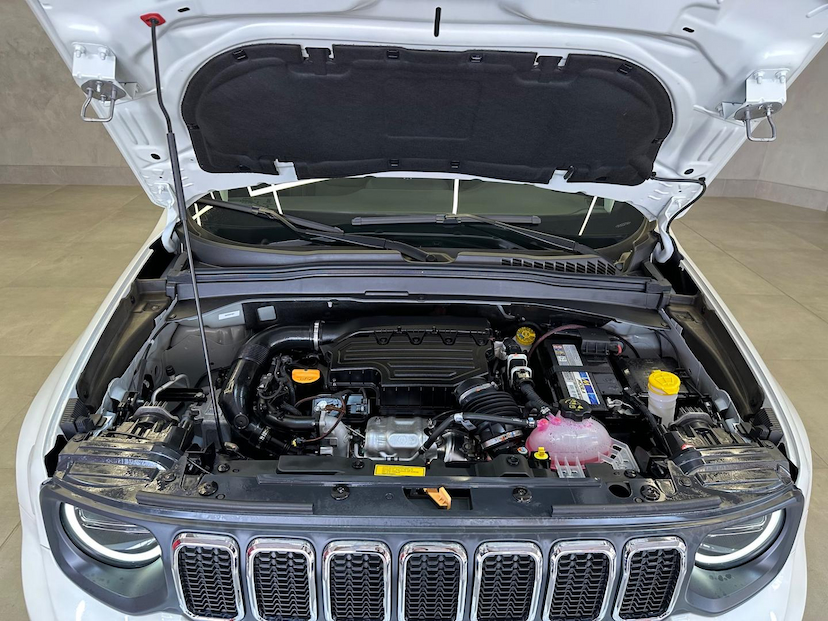Foto do veículo JEEP RENEGADE  SAHARA T270 2025 60 KM 159.900,00