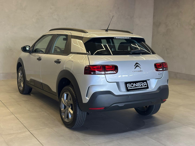 Foto do veículo CITROËN C4 CACTUS  1.6 FEEL AUT 2022 4.056 KM 86.900,00