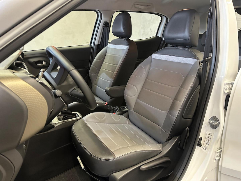 Foto do veículo CITROËN AIRCROSS C3  SHINE 1.0 FLEX TB 200 AUT. 2024 8.200 KM 107.900,00