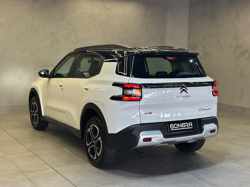 Foto do veículo CITROËN AIRCROSS C3  SHINE 1.0 FLEX TB 200 AUT. 2024 8.200 KM 107.900,00