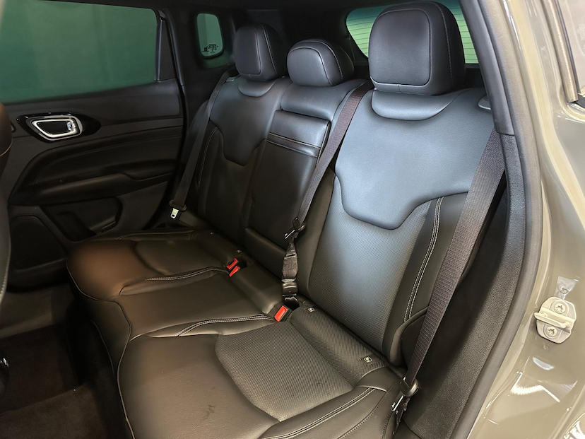 Foto do veículo JEEP COMPASS  SERIE S TF 2022 20.801 KM 164.900,00