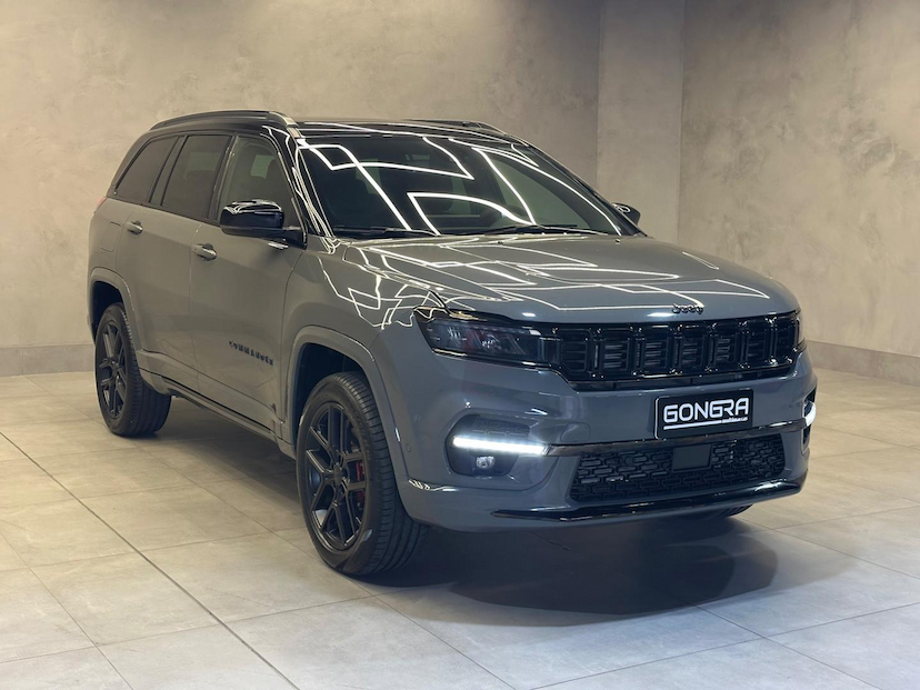 Foto do veículo JEEP COMMANDER  BLACK HURRICANE 2.0 4X4 TB AUT 2025 160 KM 289.900,00