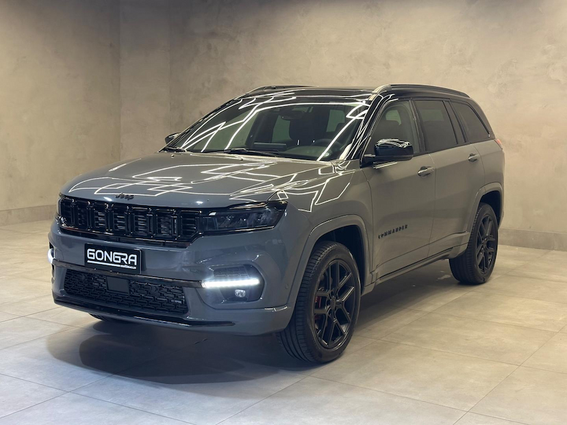 Foto do veículo JEEP COMMANDER  BLACK HURRICANE 2.0 4X4 TB AUT 2025 160 KM 289.900,00