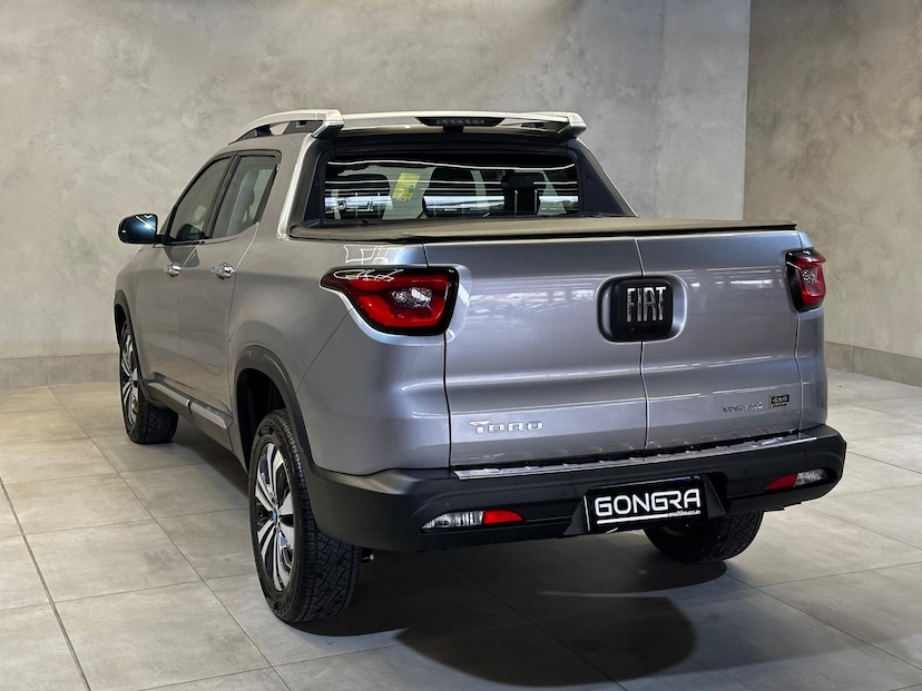 Foto do veículo FIAT TORO  VOLC AT9 4X4 2024 80 KM 169.900,00
