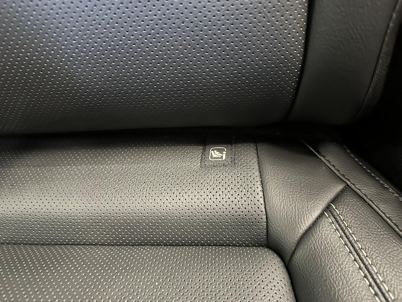 Foto do veículo JEEP COMPASS  LONG TF 2022 9.949 KM 136.900,00