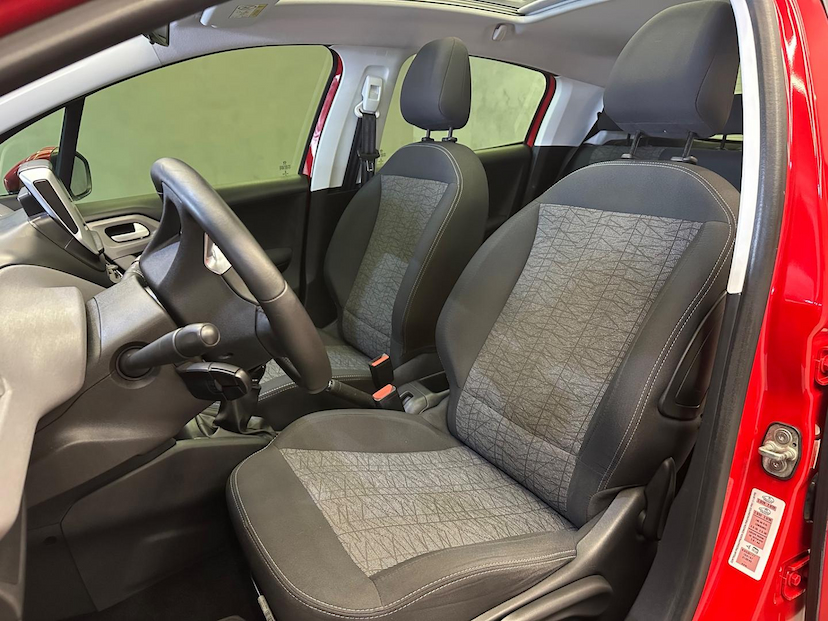 Foto do veículo PEUGEOT 208  1.2 ALLURE 12V FLEX 4P MANUAL 2019 86.062 KM 58.900,00