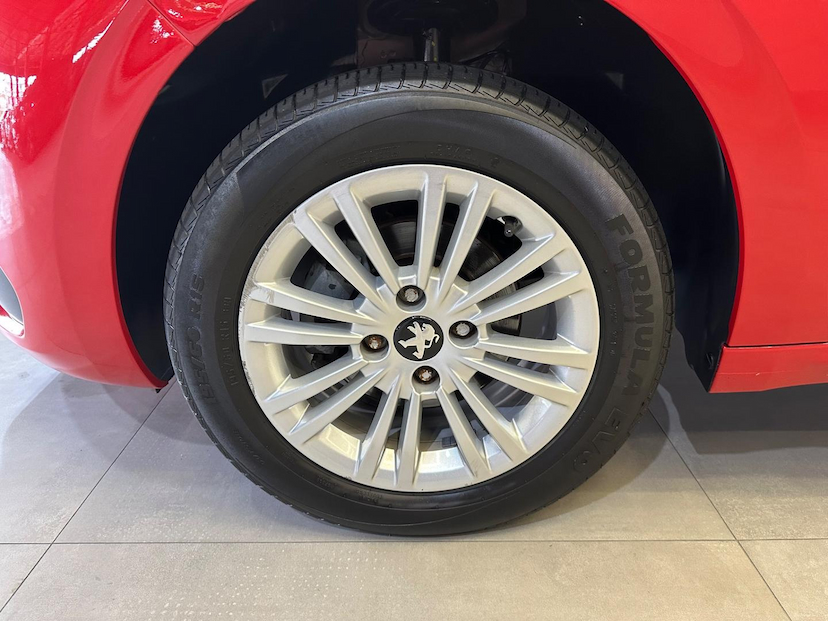 Foto do veículo PEUGEOT 208  1.2 ALLURE 12V FLEX 4P MANUAL 2019 86.062 KM 58.900,00