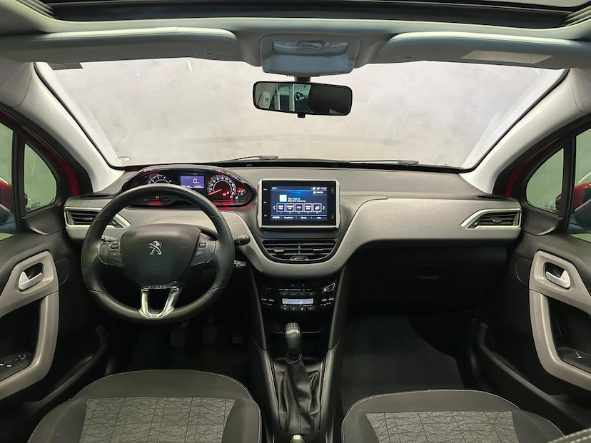 Foto do veículo PEUGEOT 208  1.2 ALLURE 12V FLEX 4P MANUAL 2019 86.062 KM 58.900,00