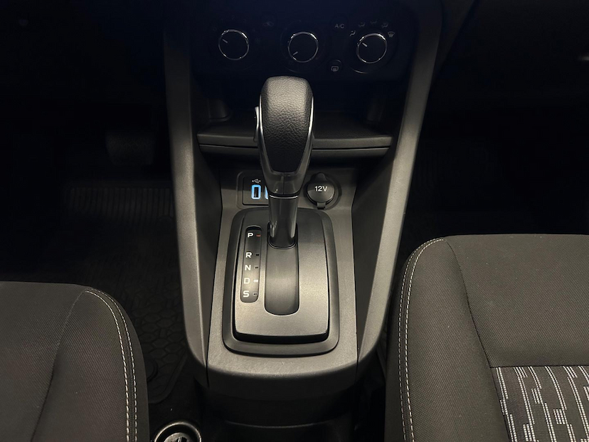 Foto do veículo FORD KA  1.5 SE PLUS 12V FLEX 5P AUT. 2019 78.351 KM 62.900,00