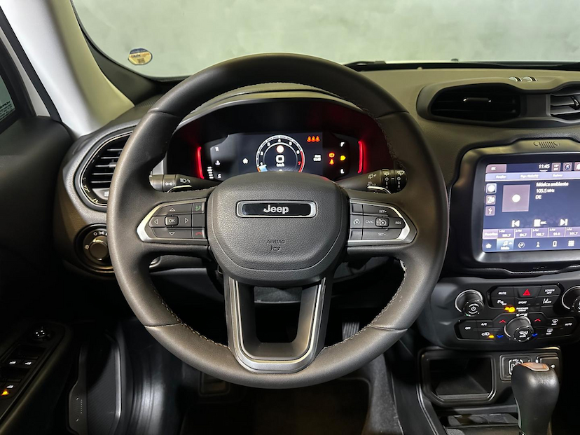 Foto do veículo JEEP RENEGADE  LONGITUDE T270 1.3 TB 4X2 FLEX AUT 2024 6.821 KM 127.900,00