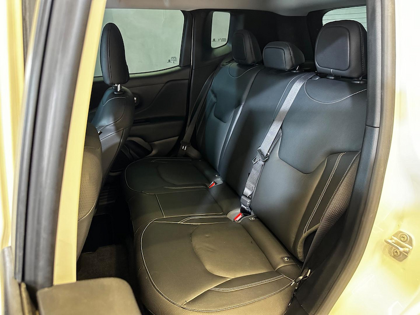Foto do veículo JEEP RENEGADE  LONGITUDE T270 1.3 TB 4X2 FLEX AUT 2024 6.821 KM 127.900,00