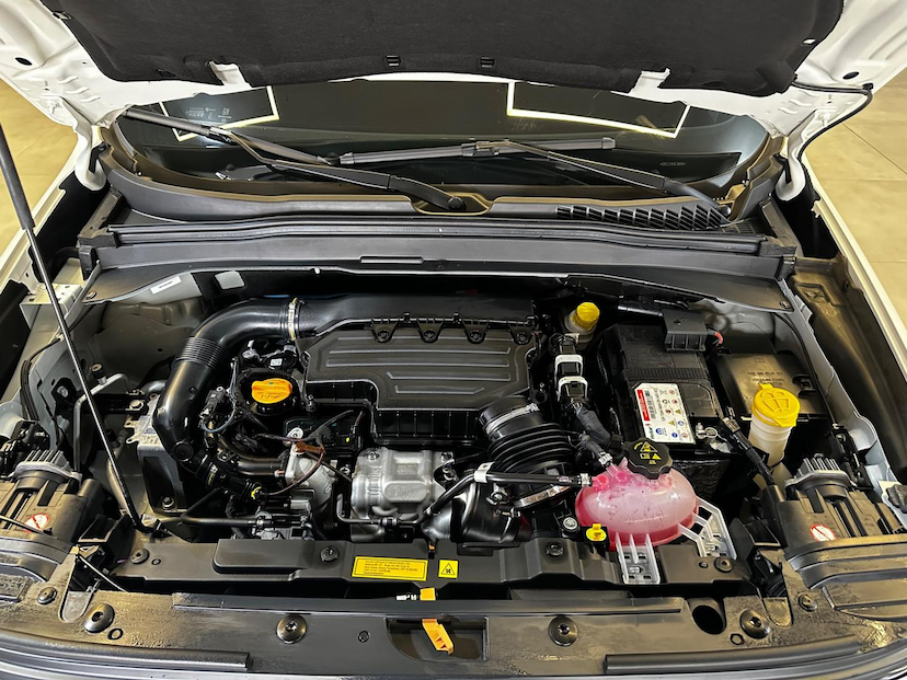 Foto do veículo JEEP RENEGADE  LONGITUDE T270 1.3 TB 4X2 FLEX AUT 2024 6.821 KM 127.900,00