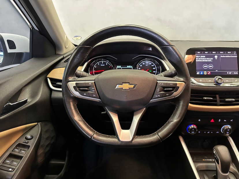 Foto do veículo CHEVROLET ONIX  HATCH PREM. 1.0 12V TB FLEX 5P AUT. 2020 86.400 KM 74.900,00