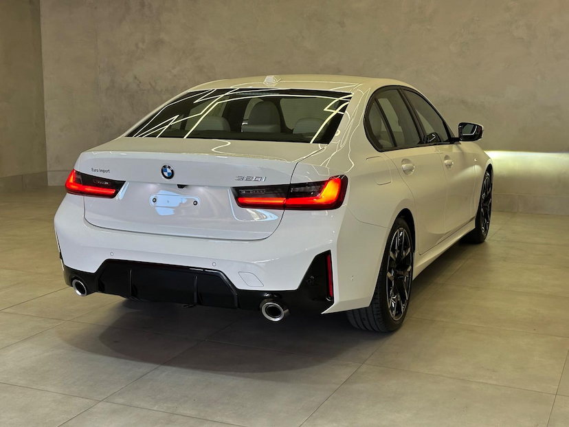 Foto do veículo BMW 320I  2.0 16V TURBO M SPORT 2025 260 KM 379.900,00