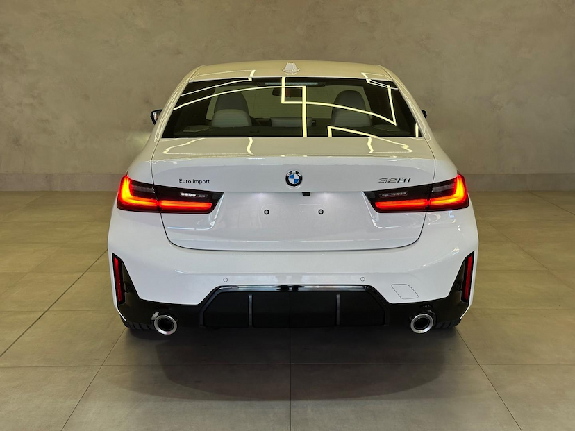 Foto do veículo BMW 320I  2.0 16V TURBO M SPORT 2025 260 KM 379.900,00