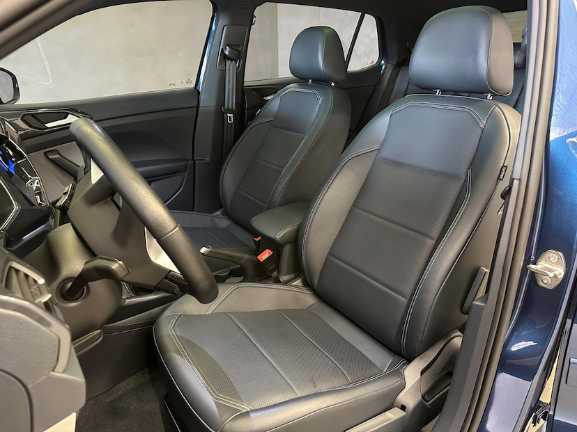 Foto do veículo VOLKSWAGEN T-CROSS T CROSS HIGHLINE 250 TSI AUT 2024 22.500 KM 149.900,00