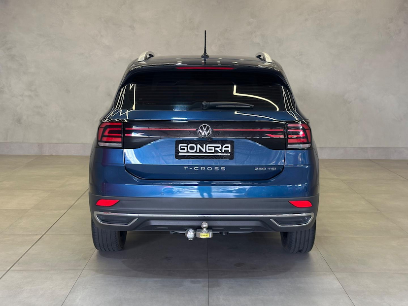 Foto do veículo VOLKSWAGEN T-CROSS T CROSS HIGHLINE 250 TSI AUT 2024 22.500 KM 149.900,00