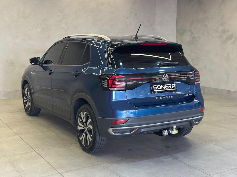 Foto do veículo VOLKSWAGEN T-CROSS T CROSS HIGHLINE 250 TSI AUT 2024 22.500 KM 149.900,00
