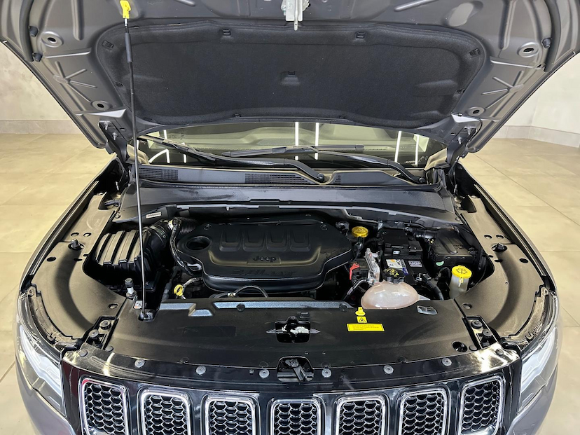 Foto do veículo JEEP COMPASS  2.0 16V FLEX SPORT AUTOMATICO 2018 102.529 KM 82.900,00
