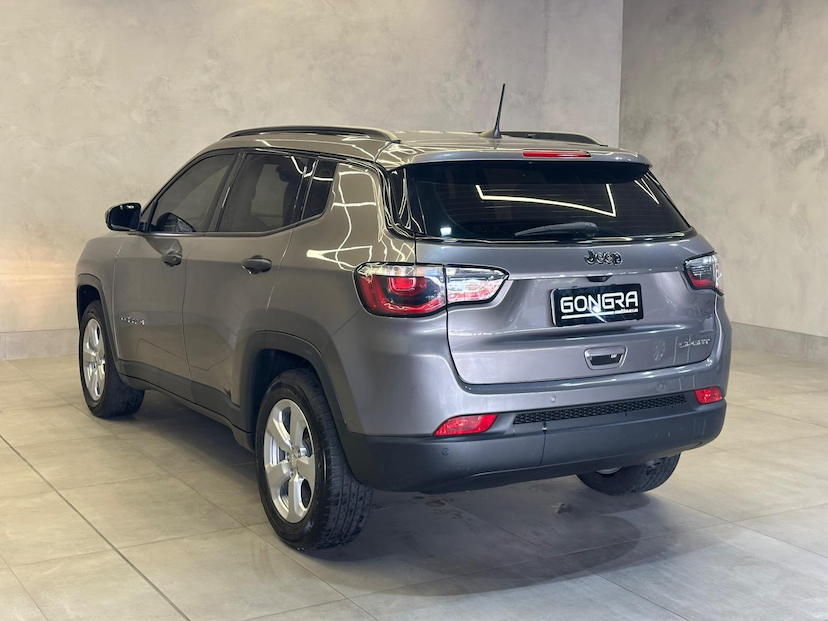 Foto do veículo JEEP COMPASS  2.0 16V FLEX SPORT AUTOMATICO 2018 102.529 KM 82.900,00