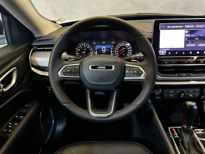 Foto do veículo JEEP COMPASS  LONG TF 2024 6.450 KM 164.900,00