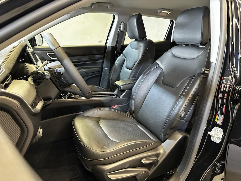 Foto do veículo JEEP COMPASS  LONG TF 2024 6.450 KM 164.900,00